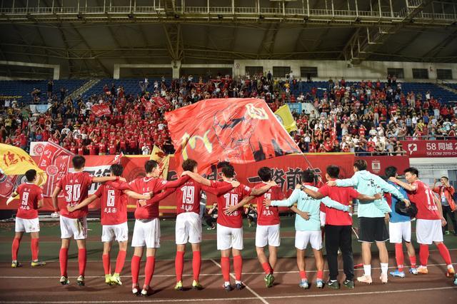 意甲-弗拉霍维奇伤退 尤文爆冷0-1不敌帕尔马 [意甲尤文图斯]