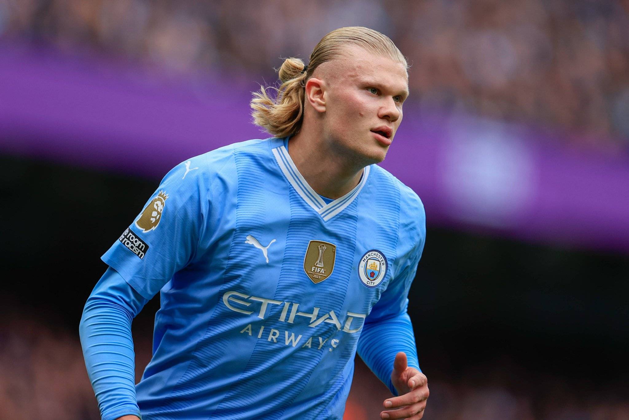 Theshy四项数据全部第一！吃最少的经济，打最高的输出