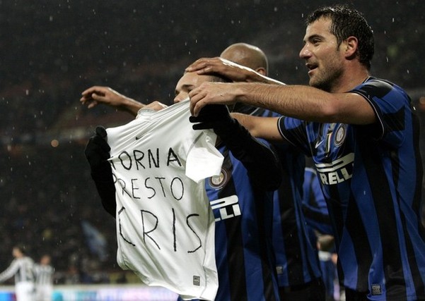 [德甲]斯基恩萨倒三角回做 多施中路推射入网